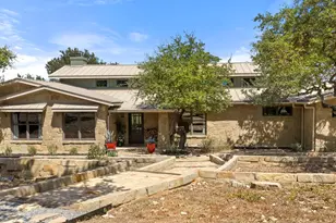 10598 Davy Crockett Dr, Austin, TX 78737 - Photo 6