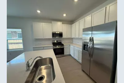 109 Imola Street, Hutto, TX 78634 - Photo 10