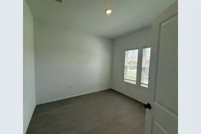 109 Imola Street, Hutto, TX 78634 - Photo 22