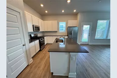 3000 Chisholm Trail Road #91, Round Rock, TX 78681 - Photo 2