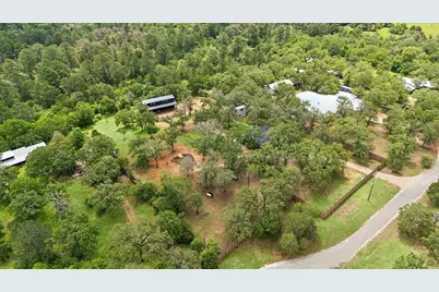 127 Marina Road, Smithville, TX 78957 - Photo 2