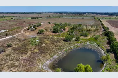 5915 Guettermann Ehler Road, Muldoon, TX 78949 - Photo 12