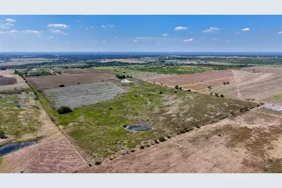 5915 Guettermann Ehler Road, Muldoon, TX 78949 - Photo 16