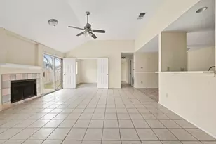 607 Saunders Dr, Round Rock, TX 78664 - Photo 2