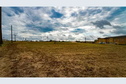 227 N US Highway 77, Rockdale, TX 76567 - Photo 10