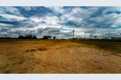 227 N US Highway 77, Rockdale, TX 76567 - Photo 8