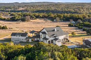 7220 Creek Rd, Dripping Springs, TX 78620 - Photo 2