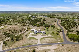 283 Soaring Eagles Dr, Fredericksburg, TX 78624 - Photo 4