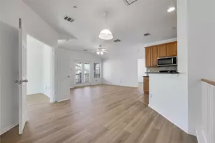 9201 Brodie Ln, Austin, TX 78748 - Photo 8