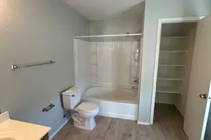 102 Blanco Woods Blvd, Elgin, TX 78621 - Photo 12