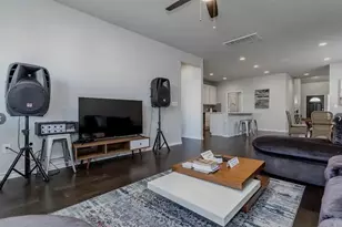7516 Saginaw Dr, Austin, TX 78754 - Photo 6