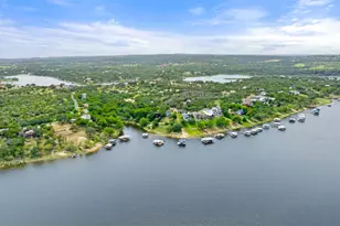 1201 Lakeshore Dr, Spicewood, TX 78669 - Photo 4