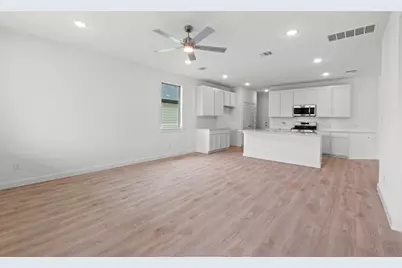 1102 Universal Drive, Hutto, TX 78634 - Photo 8