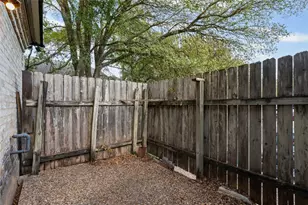 2800 Westhill Dr, Austin, TX 78704 - Photo 12