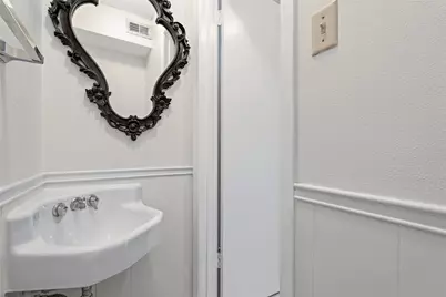 2800 Westhill Drive #103, Austin, TX 78704 - Photo 8