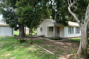 4764 W US Hwy 79, Rockdale, TX 76567 - Photo 1