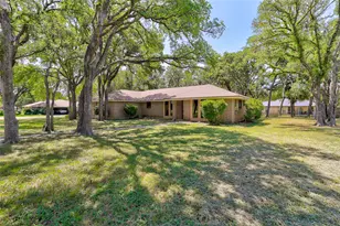 307 Las Plumas Dr, Georgetown, TX 78628 - Photo 38