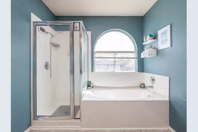 109 Killian Loop, Hutto, TX 78634 - Photo 14