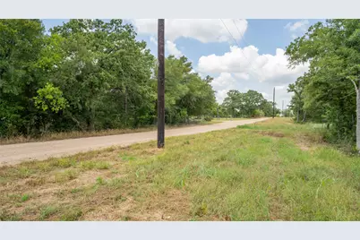 418-E County Road 405, Buckholts, TX 76518 - Photo 18