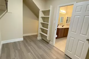 8600 Wood Stork Dr, Austin, TX 78729 - Photo 12