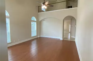 8600 Wood Stork Dr, Austin, TX 78729 - Photo 2