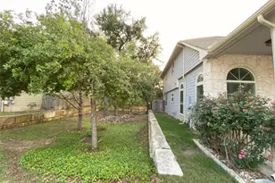 8600 Wood Stork Dr, Austin, TX 78729 - Photo 24