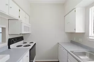 2405 W Slaughter Ln, Austin, TX 78748 - Photo 8