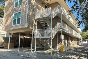 2220 Leon St, Austin, TX 78705 - Photo 2