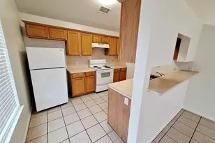 1408 Perez St, Austin, TX 78721 - Photo 4