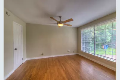 401 Cherry Hill Drive, Austin, TX 78704 - Photo 10