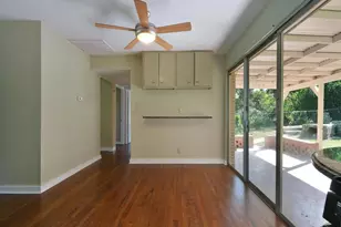 401 Cherry Hill Dr, Austin, TX 78704 - Photo 2