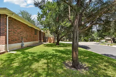 5815 Lomita Verde Circle, Austin, TX 78749 - Photo 6