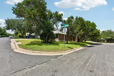 5815 Lomita Verde Circle, Austin, TX 78749 - Photo 4