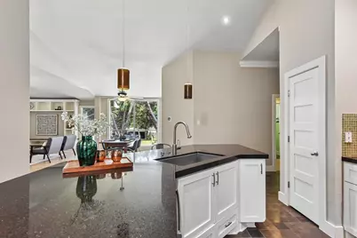 5815 Lomita Verde Circle, Austin, TX 78749 - Photo 16