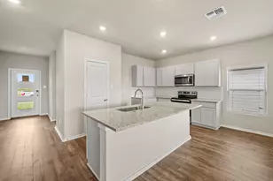 156 Wind Hl, Jarrell, TX 76537 - Photo 10