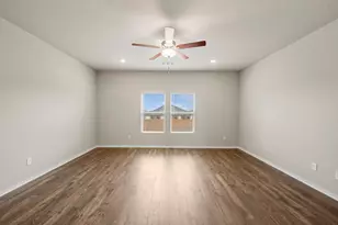156 Wind Hl, Jarrell, TX 76537 - Photo 16
