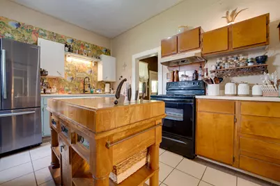 204 Brewster Avenue, Florence, TX 76527 - Photo 4