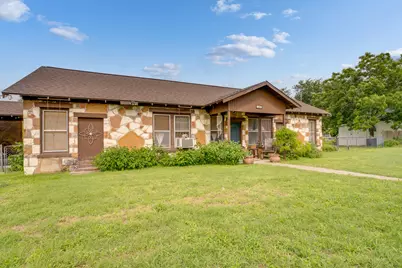 204 Brewster Avenue, Florence, TX 76527 - Photo 1