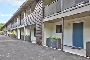 924 E 51st St, Austin, TX 78751 - Photo 14