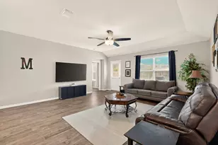 706 Liard River Rd, Hutto, TX 78634 - Photo 6