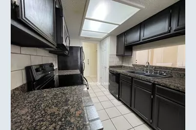 512 Eberhart Lane #605, Austin, TX 78745 - Photo 6