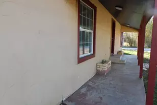 1320 Green St, Lockhart, TX 78644 - Photo 10