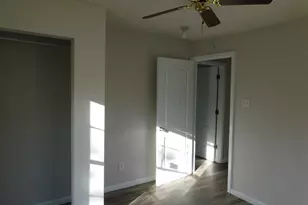 1320 Green St, Lockhart, TX 78644 - Photo 4