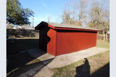 1320 Green Street, Lockhart, TX 78644 - Photo 20