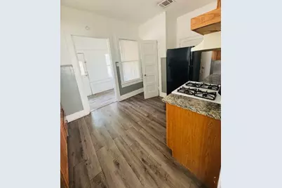100 N Brazos Street, Lockhart, TX 78644 - Photo 4