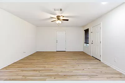 823 N Commerce Street #A, Lockhart, TX 78644 - Photo 14