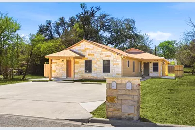 823 N Commerce Street #A, Lockhart, TX 78644 - Photo 4