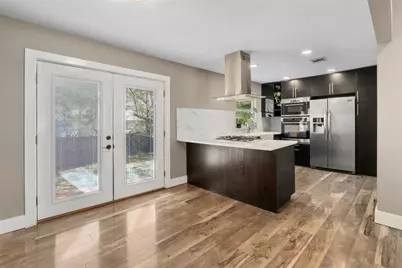 1204 Eleanor Street, Austin, TX 78721 - Photo 12