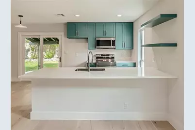 6204 Shadow Valley Drive #B, Austin, TX 78731 - Photo 2