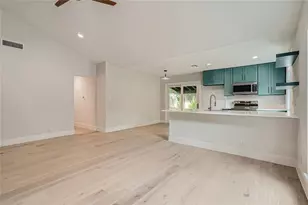 6204 Shadow Valley Dr, Austin, TX 78731 - Photo 6